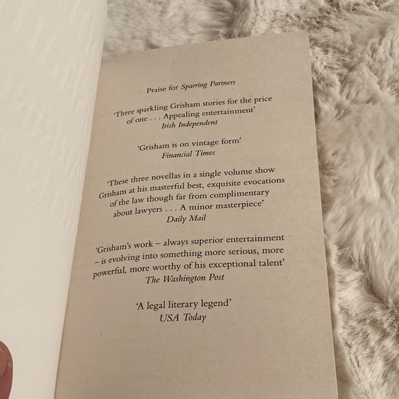 📚 JOHN GRISHAM book “Sparring Partners” - Picture 3 of 5